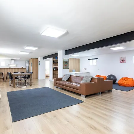 Magnifico En Montesano Homestay